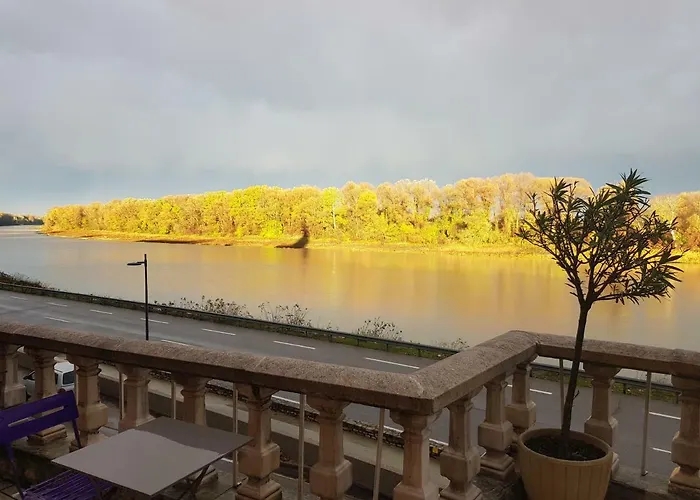 Logis Hotel Le Prieure