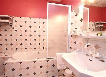 Hotel Logis Le Prieure Bourg-Saint-Andeol