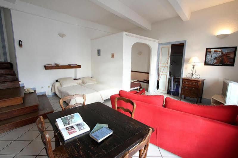 Hotel Logis Le Prieure