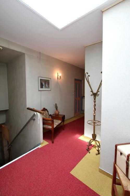 Hotel Logis Le Prieure 2*